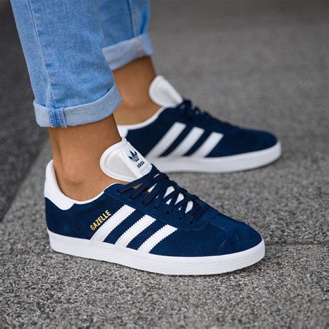 adidas schuhe damen dunkelblau|Blau · Frauen · Schuhe .